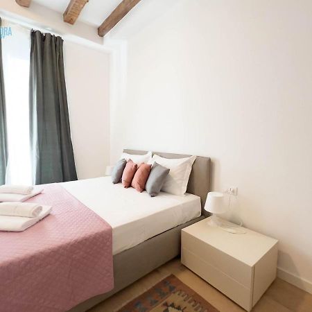 Cavana 5 Tirabora Short Rent Triest Exterior foto